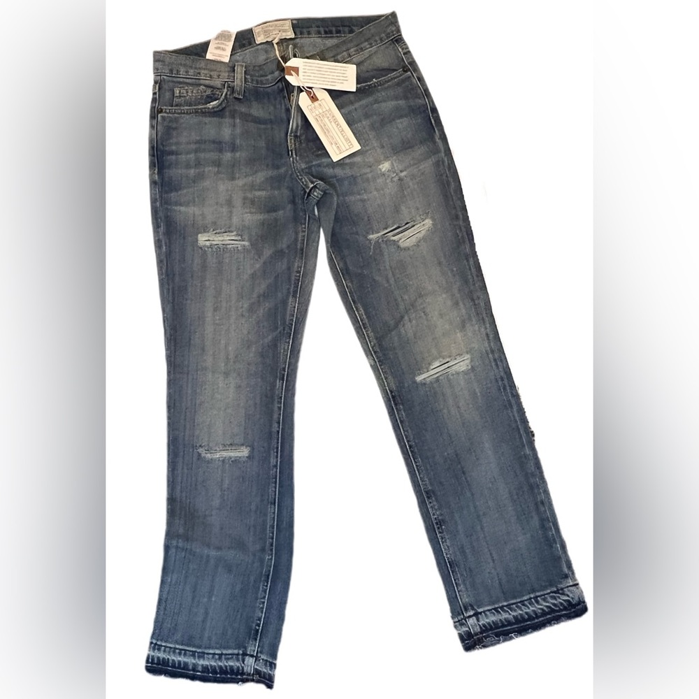 CURRENT / ELLIOT Distressed Light Blue Cropped Straight Jeans. NWT